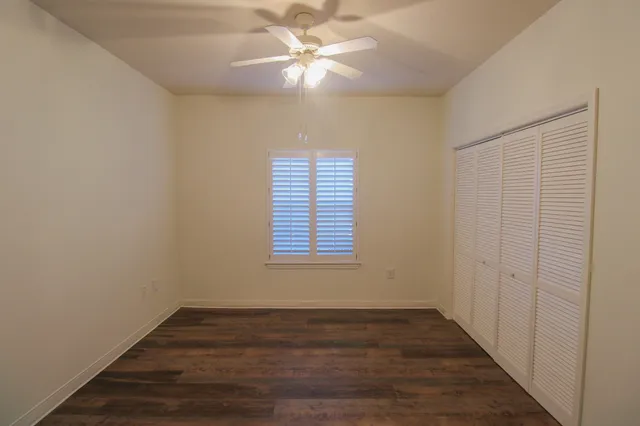 $2,430 | 1300 Park W Boulevard, Unit 401, Mount Pleasant, SC 29466