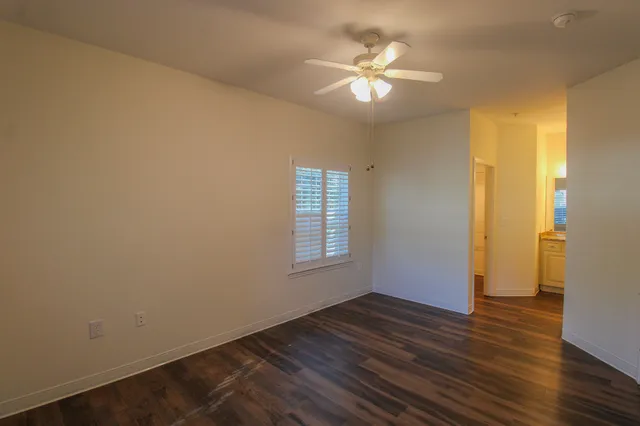 $2,430 | 1300 Park W Boulevard, Unit 401, Mount Pleasant, SC 29466