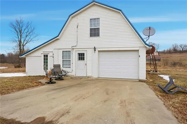 $1,500,000 | 3815 476th Road, Osceola, MO 64776