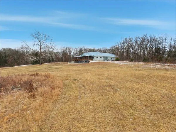 $1,500,000 | 3815 476th Road, Osceola, MO 64776