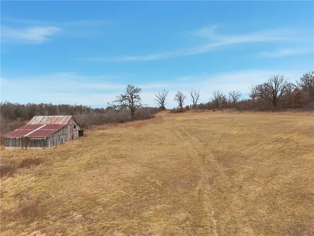 $1,500,000 | 3815 476th Road, Osceola, MO 64776