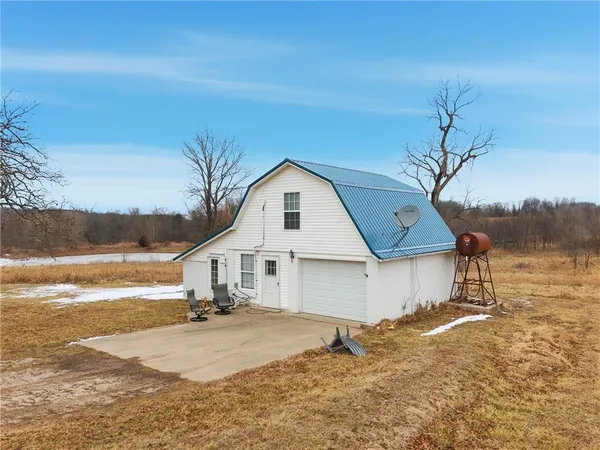 $1,500,000 | 3815 476th Road, Osceola, MO 64776
