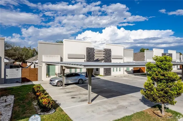 $1,200 | 1713 West Garrison Drive, Unit 1, Pharr, TX 78577