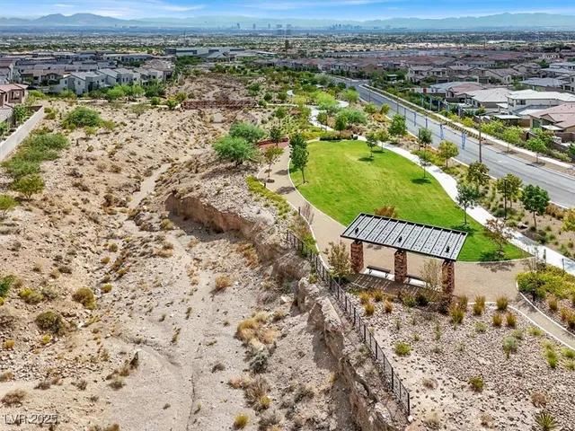 $465,000 | 549 Tokopah Falls Street, Las Vegas, NV 89138