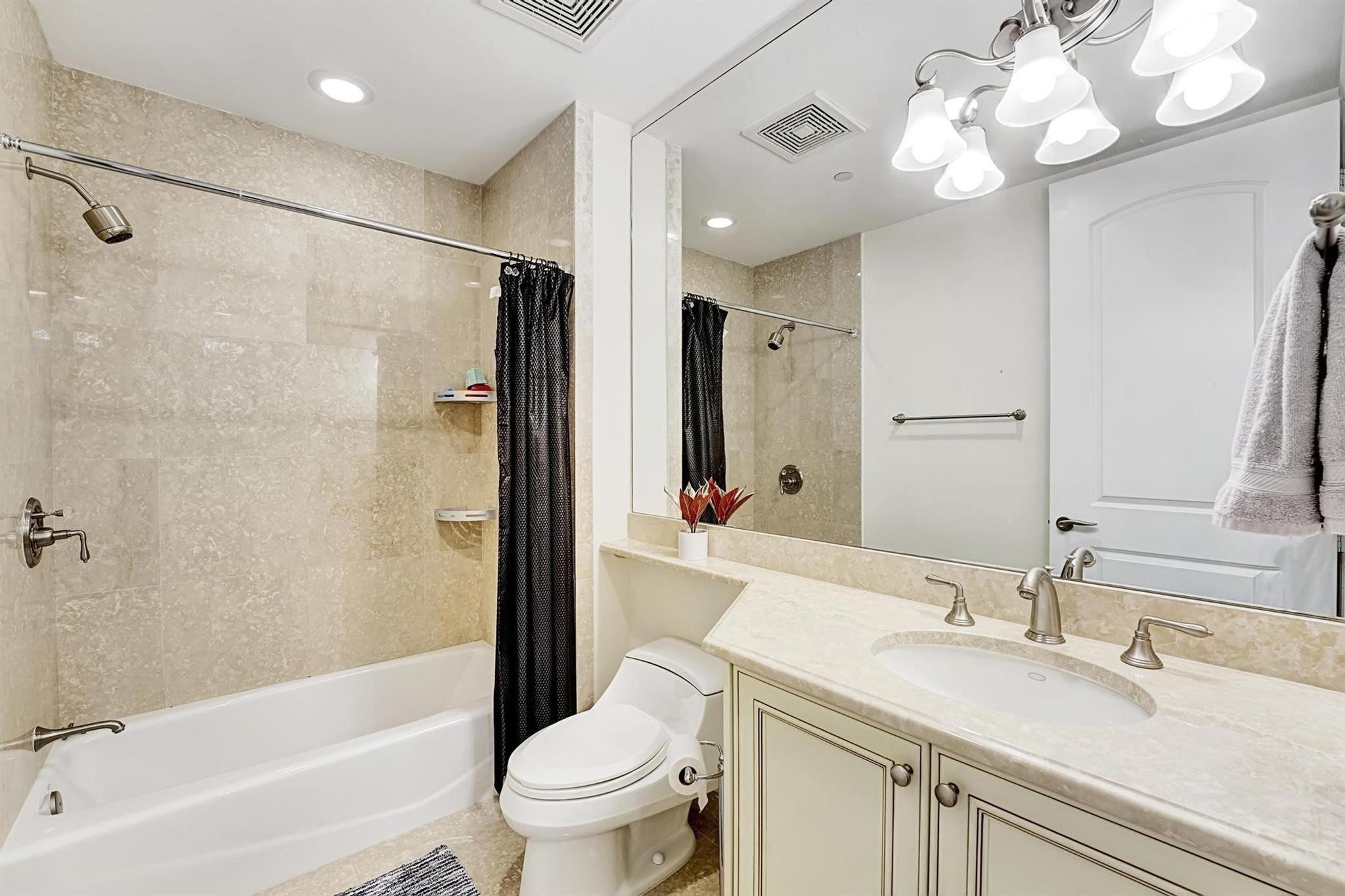 1 North Ocean Boulevard, Unit 403 Boca Raton, FL 33432 - Photo 18 of 47 Photo 18