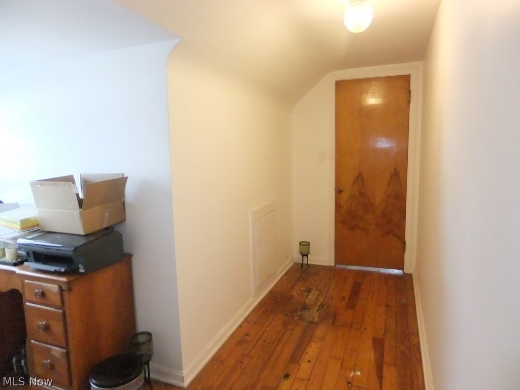 4968 Anderson Road Cleveland, OH 44124 - Photo 23 of 24