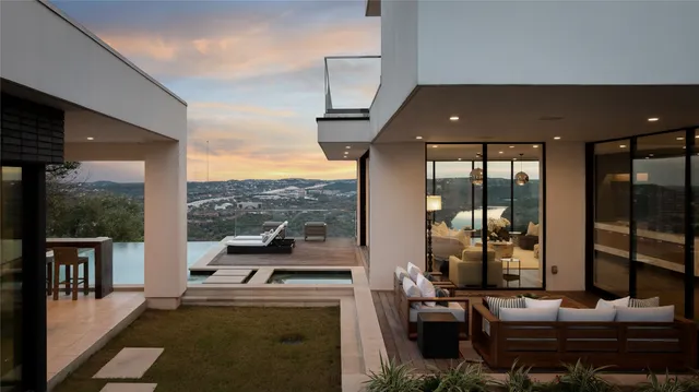 $7,850,000 | 6607 West Courtyard Drive, Austin, TX 78730