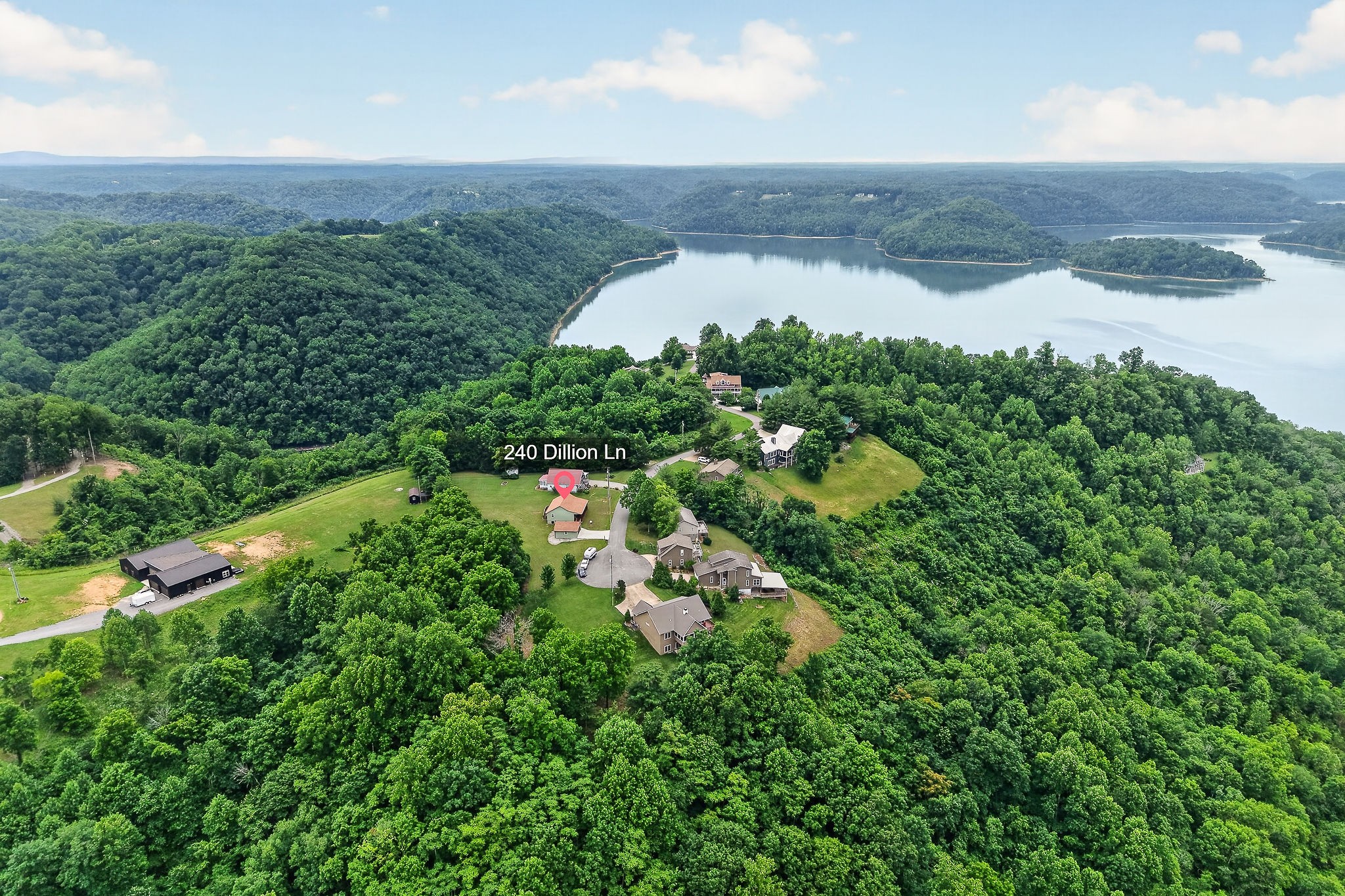 240 Dillon Road Baxter, TN 38544 - Photo 2 of 43