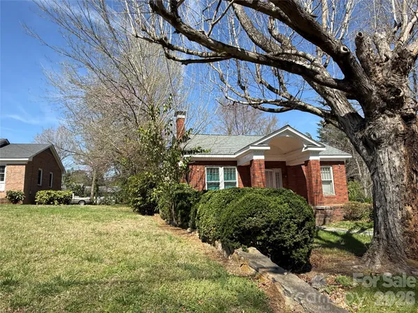 $140,000 | 1011 East Main Street, Albemarle, NC 28001