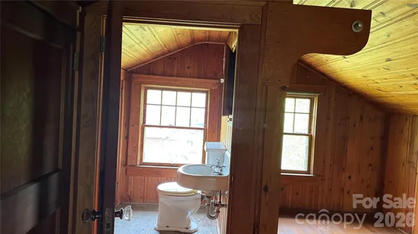 $140,000 | 1011 East Main Street, Albemarle, NC 28001