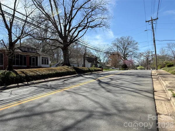 $140,000 | 1011 East Main Street, Albemarle, NC 28001