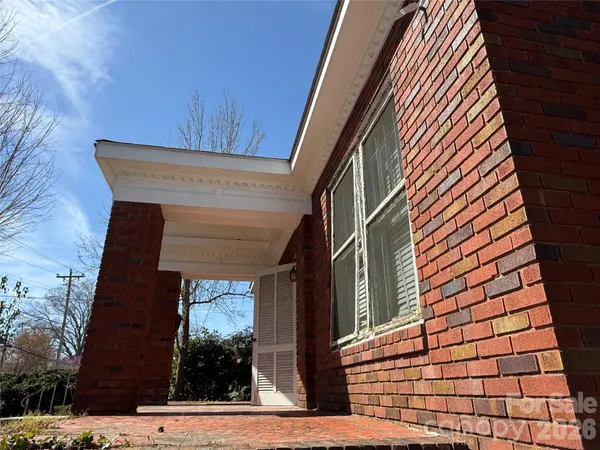 $140,000 | 1011 East Main Street, Albemarle, NC 28001