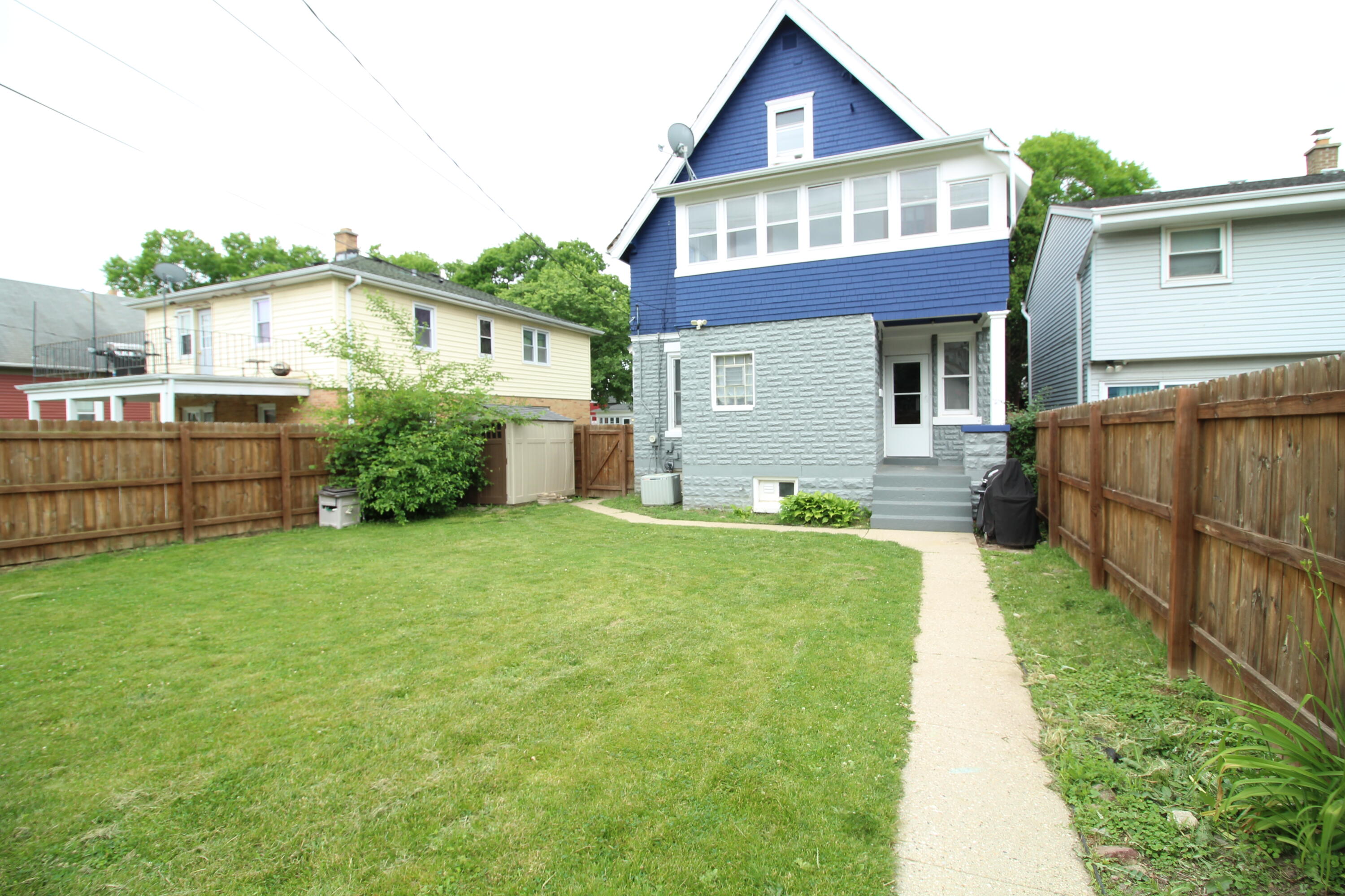 1516 South 78th Street Milwaukee, WI 53214 - Photo 51 of 53 Rear
