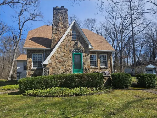 $299,000 | 354 Creek Drive, Slippery Rock, PA 16057