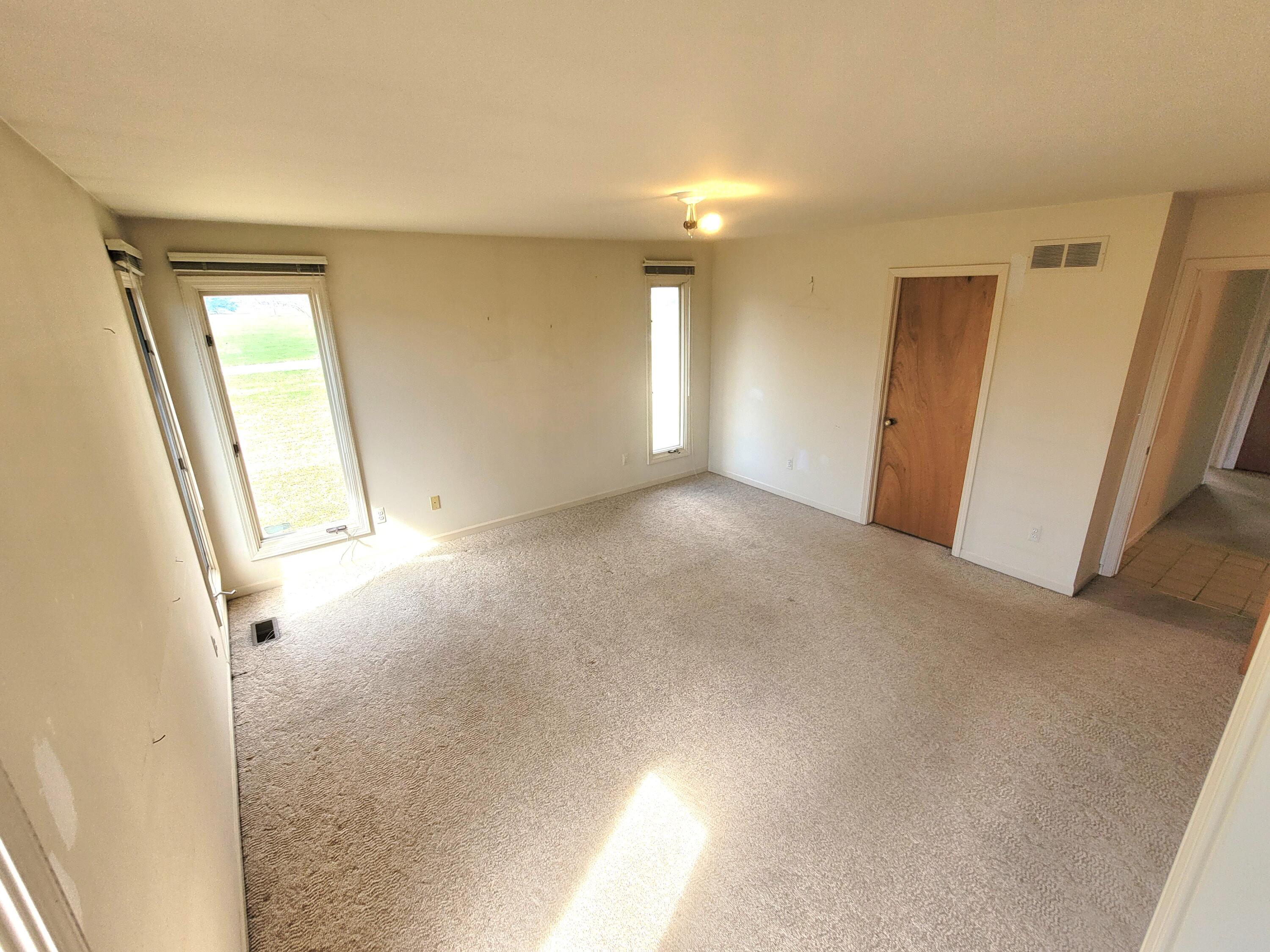 18430 28 Mile Road Ray, MI 48096 - Photo 8 of 37 Master bedroom 2