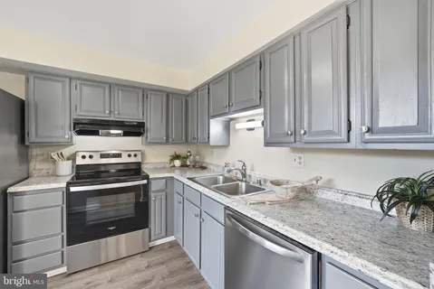 $499,900 | 7619 Nutwood Court, Rockville, MD 20855
