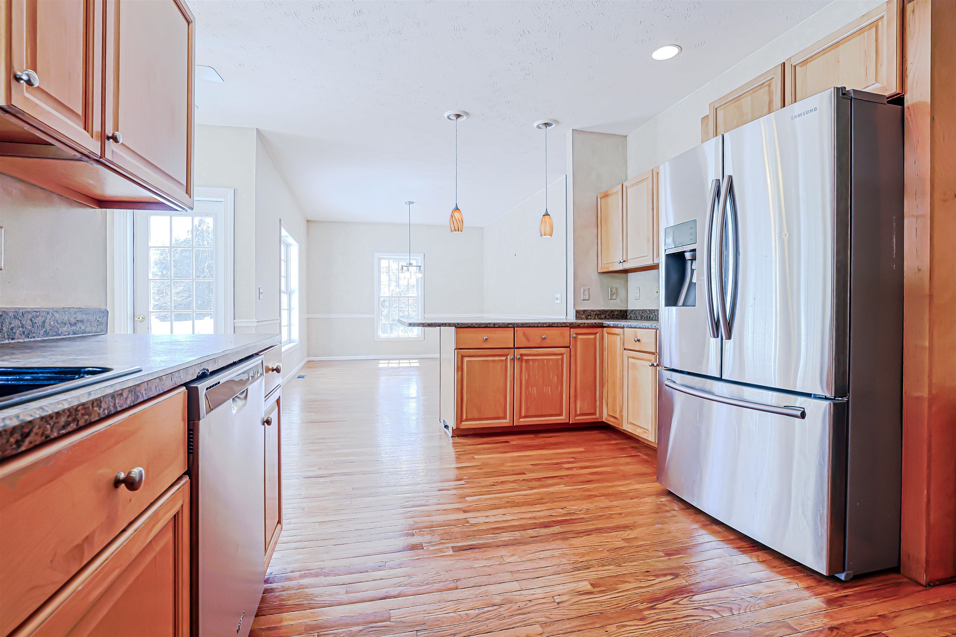 10 Checkerberry Lane Londonderry, NH 03053 - Photo 14 of 41