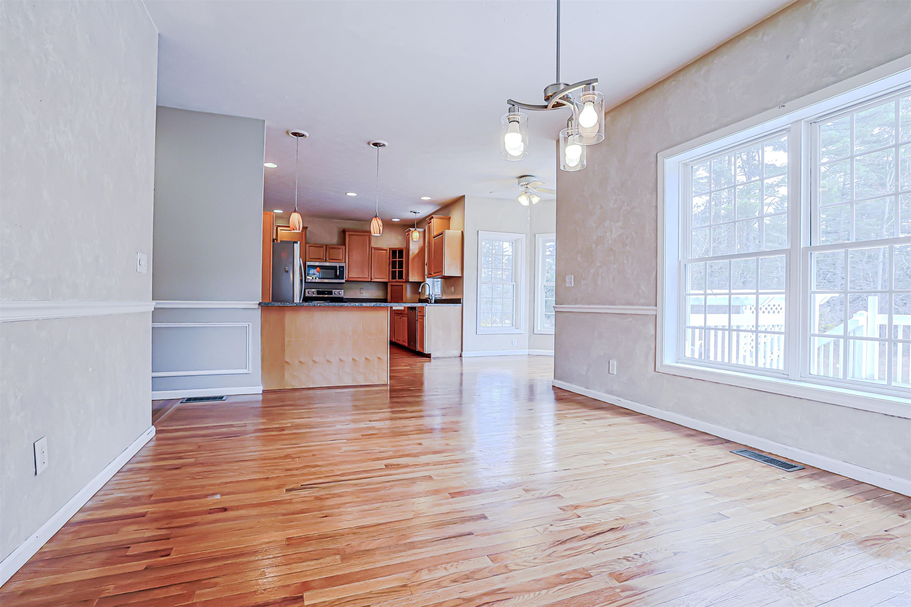 10 Checkerberry Lane Londonderry, NH 03053 - Photo 18 of 41