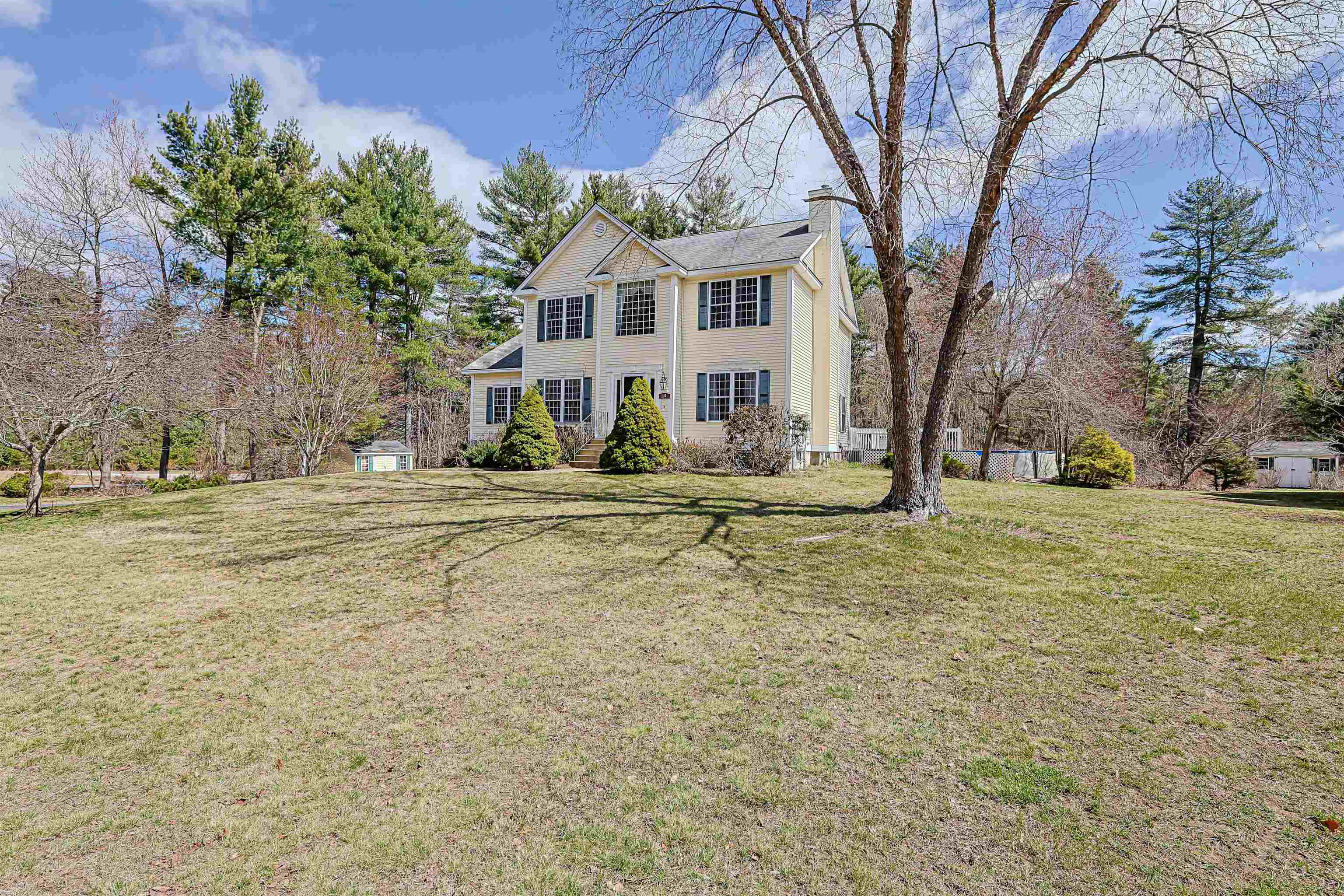 10 Checkerberry Lane Londonderry, NH 03053 - Photo 2 of 41