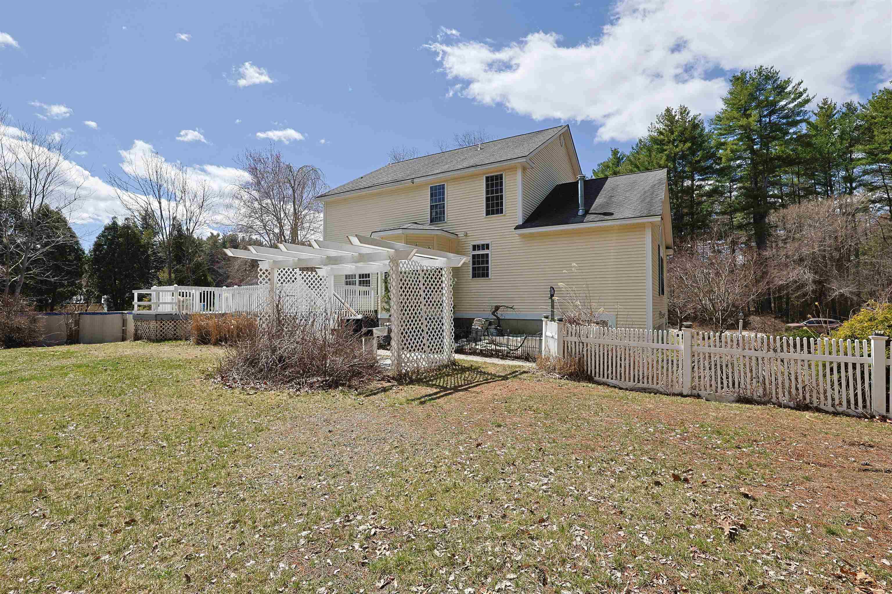 10 Checkerberry Lane Londonderry, NH 03053 - Photo 37 of 41