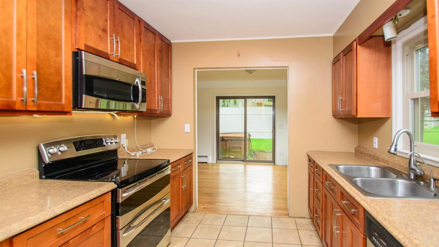 5035 Church Road Ann Arbor, MI 48105 - Photo 6 of 15 Photo 6