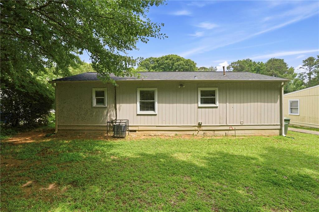 836 Amber Place Northwest Atlanta, GA 30331 - Photo 23 of 27