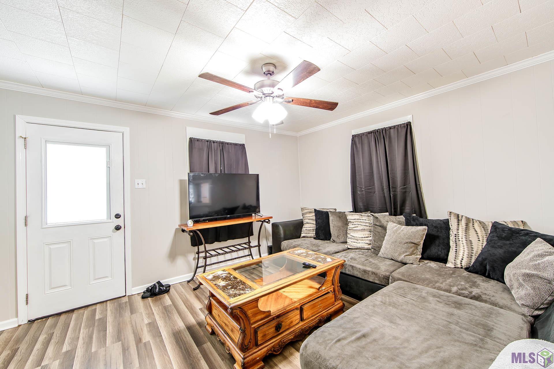 445 St Louis Street Raceland, LA 70394 - Photo 6 of 11