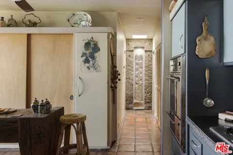 $1,499,000 | 6190 Temple Hill Drive, Los Angeles, CA 90068