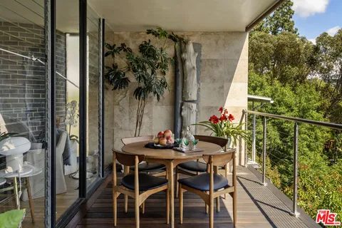 $1,499,000 | 6190 Temple Hill Drive, Los Angeles, CA 90068