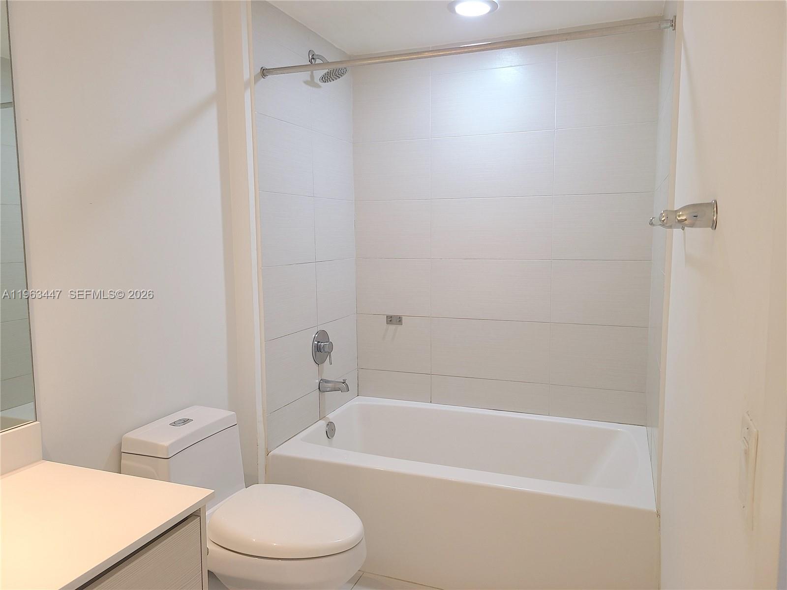 4250 Biscayne Boulevard, Unit 711 Miami, FL 33137 - Photo 25 of 32