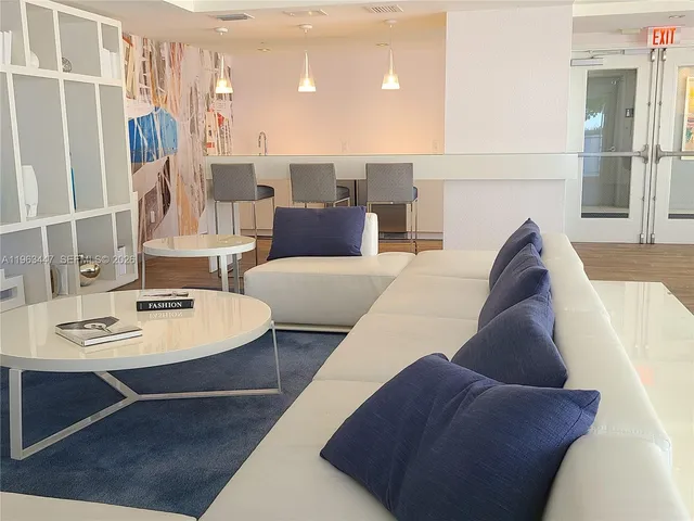 $2,750 | 4250 Biscayne Boulevard, Unit 711, Miami, FL 33137