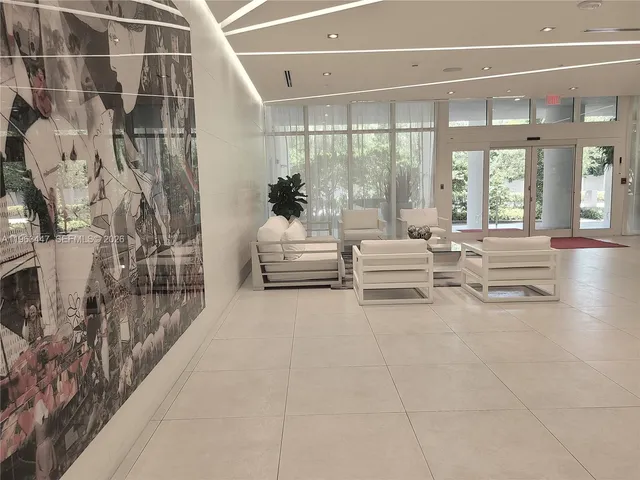 $2,750 | 4250 Biscayne Boulevard, Unit 711, Miami, FL 33137