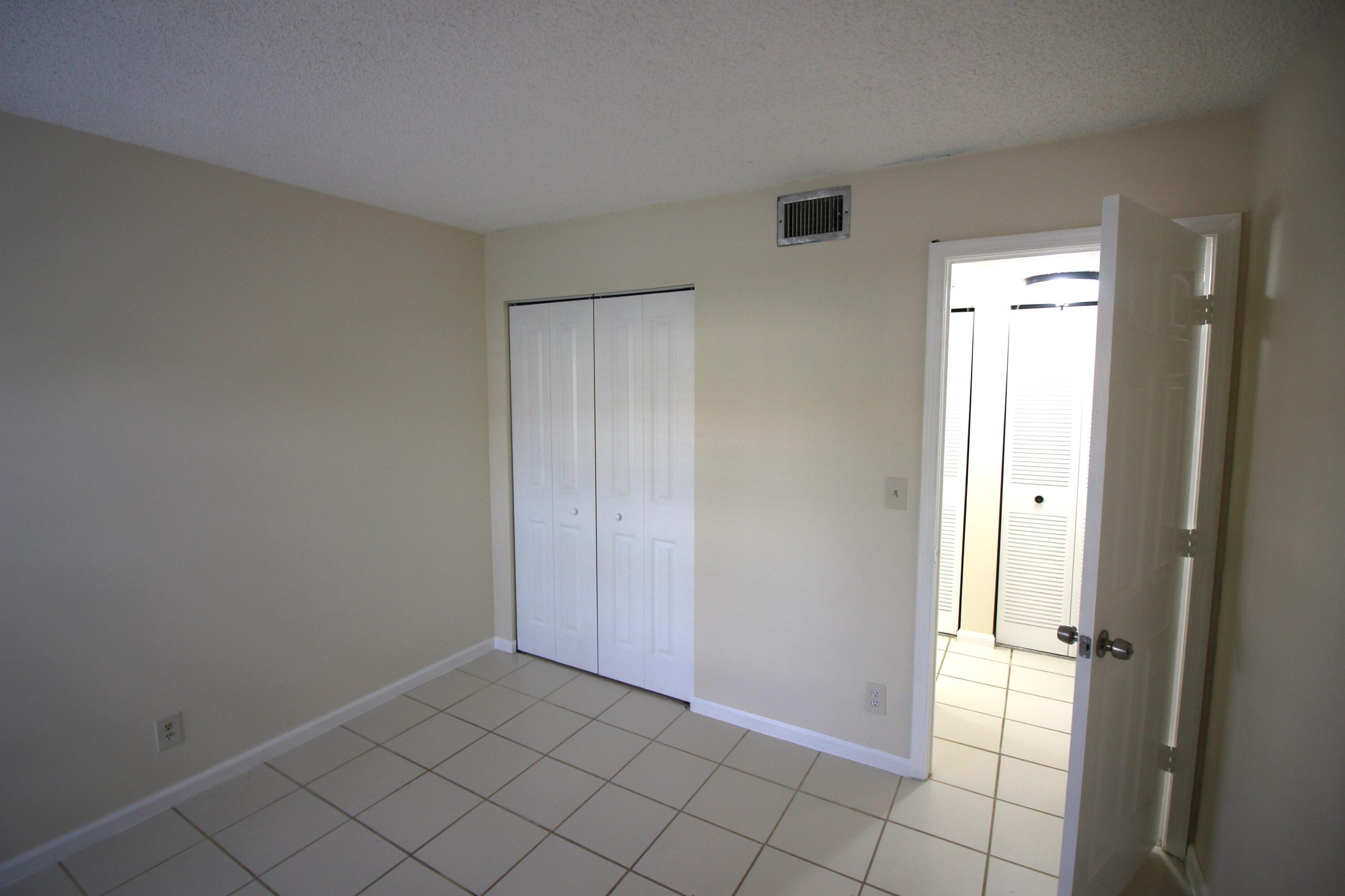 320 Olivewood Place, Unit O115 Boca Raton, FL 33431 - Photo 32 of 56 IMG_7440