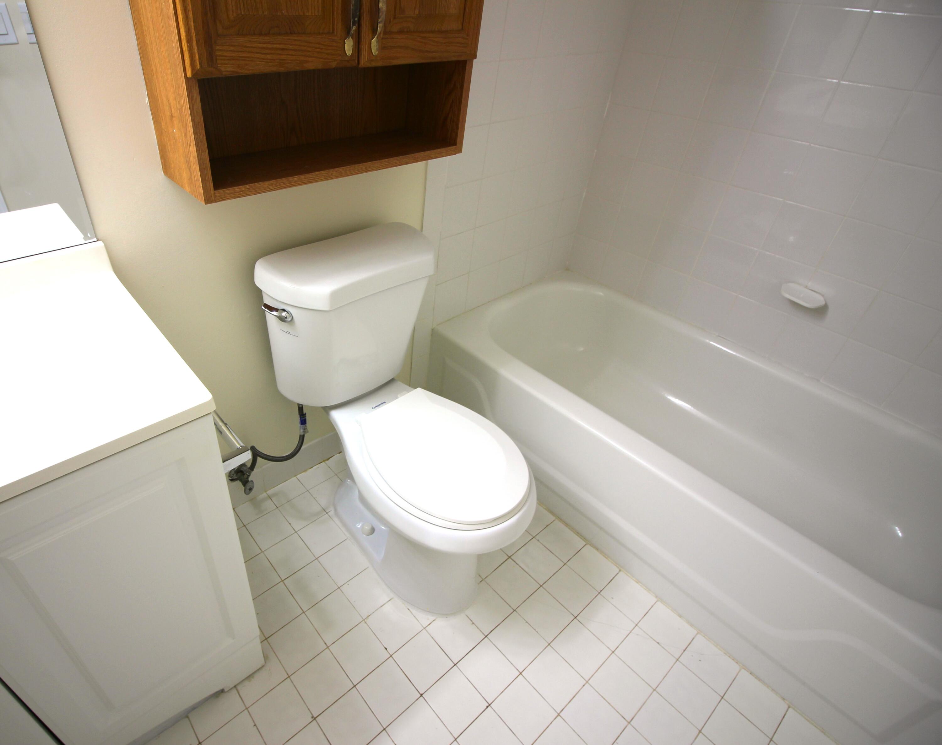 320 Olivewood Place, Unit O115 Boca Raton, FL 33431 - Photo 37 of 56 IMG_7446