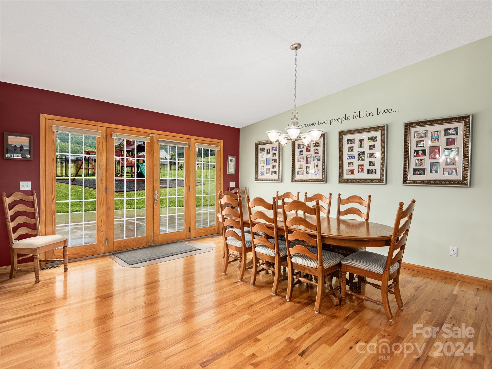 4198 Pigeon Road Waynesville, NC 28786 - Photo 7 of 39 Gallery Image 7