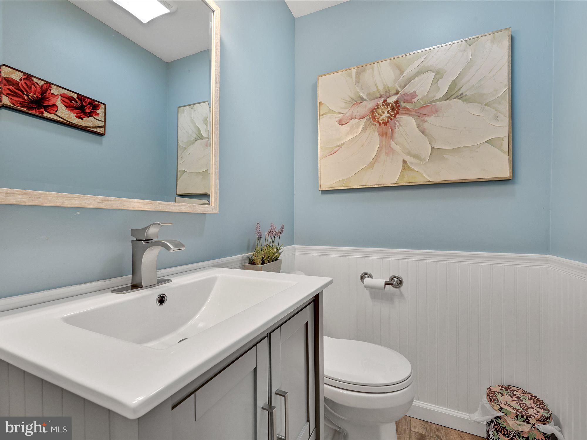 426 Revere Road Lancaster, PA 17601 - Photo 23 of 31 Powder Room