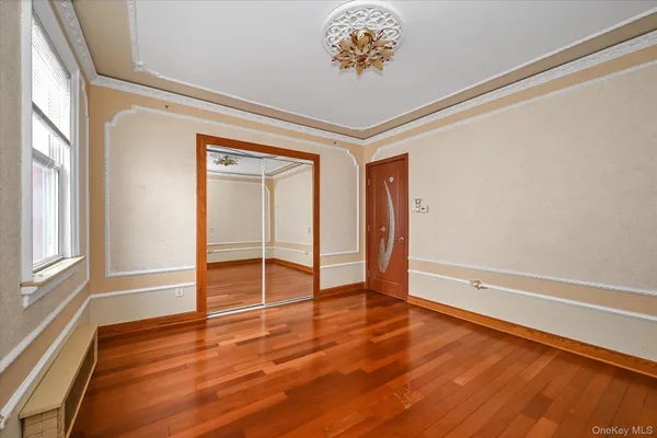 $6,500 | 63-42 Alderton Street | Rego Park