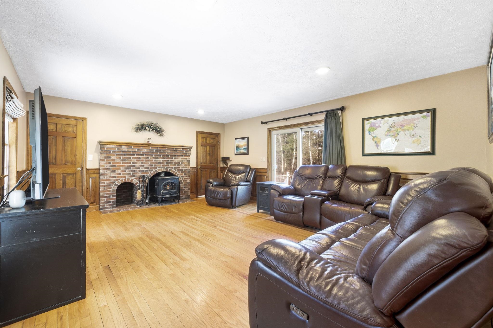 82 Truell Road Hollis, NH 03049 - Photo 17 of 53