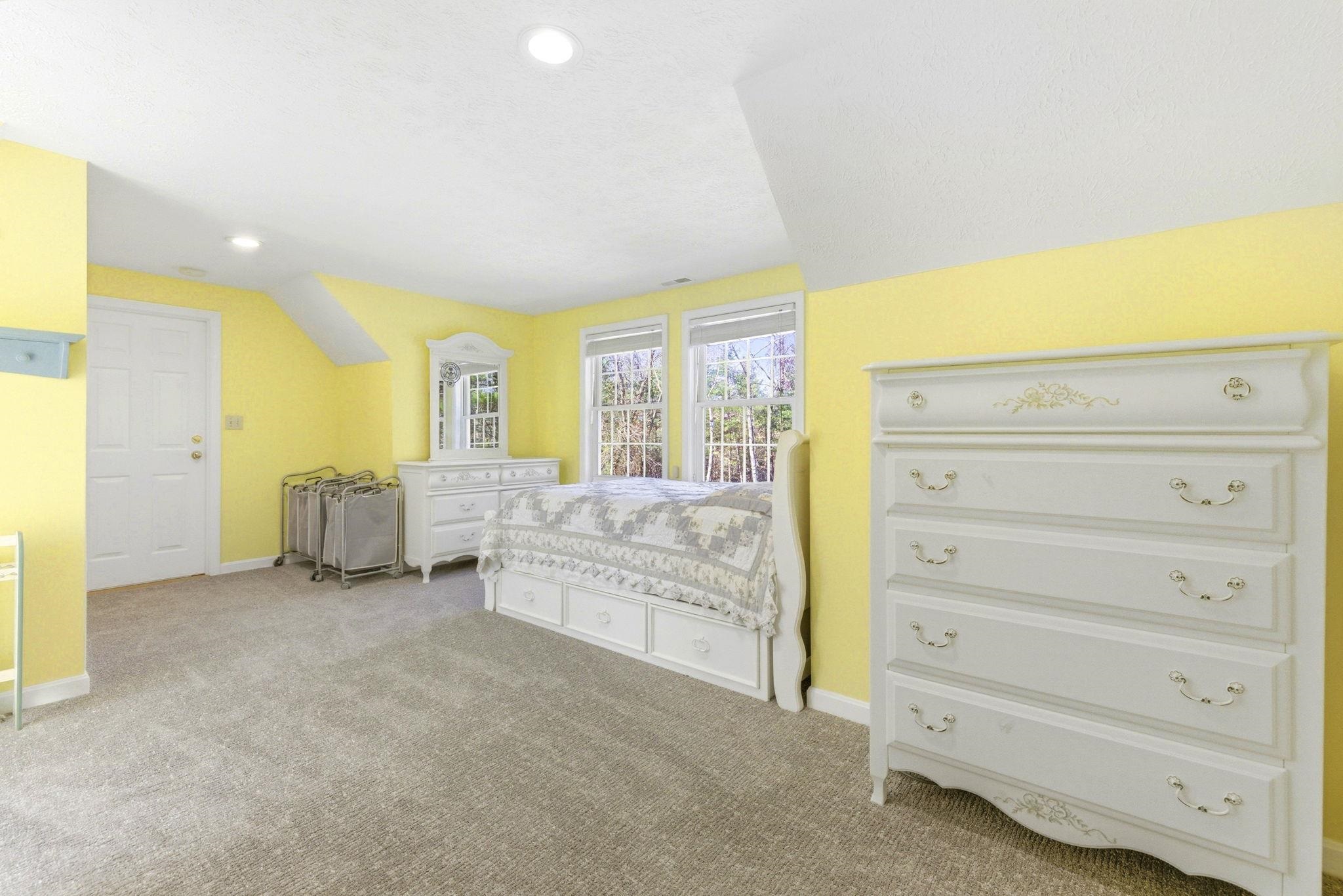 82 Truell Road Hollis, NH 03049 - Photo 27 of 53