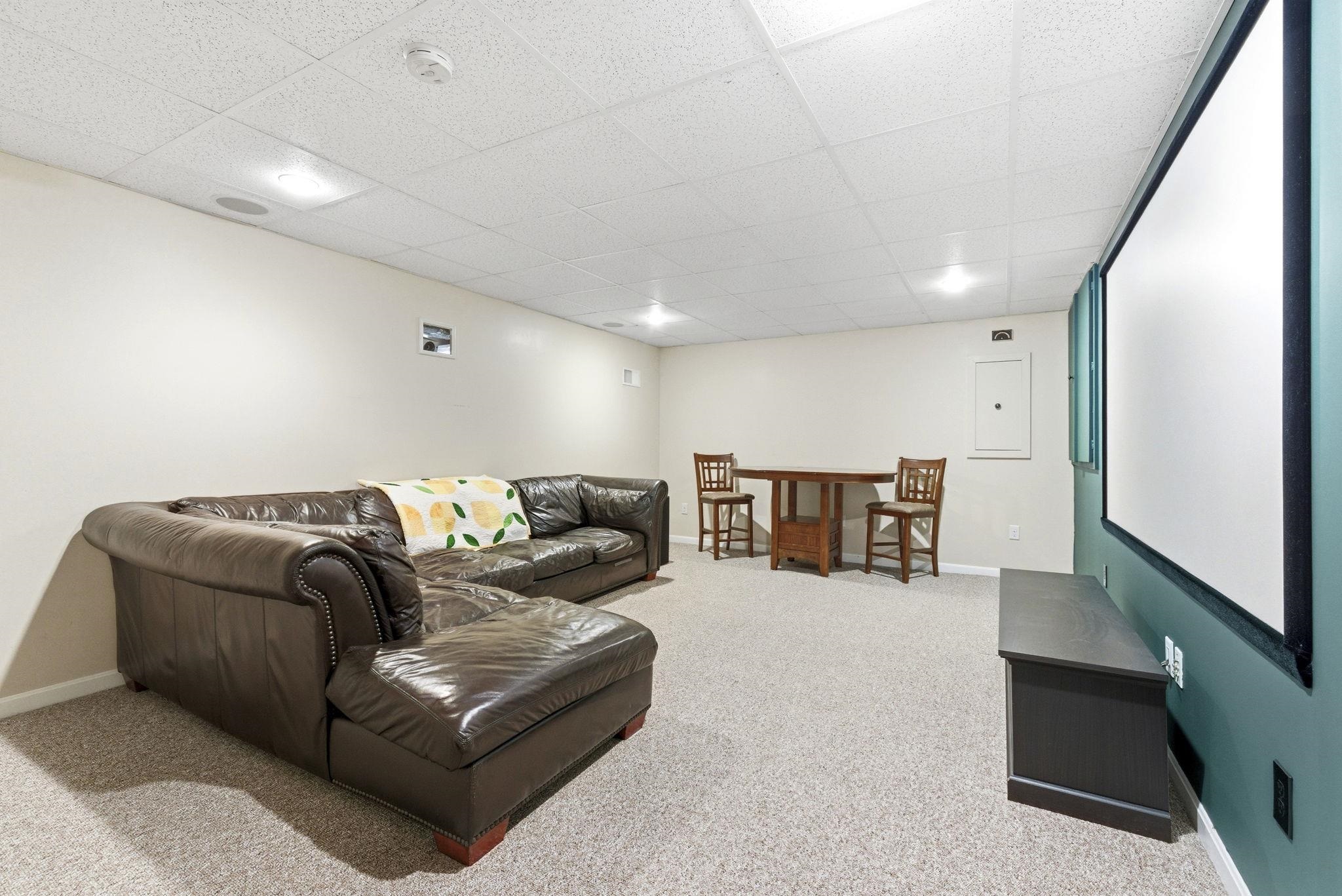 82 Truell Road Hollis, NH 03049 - Photo 37 of 53