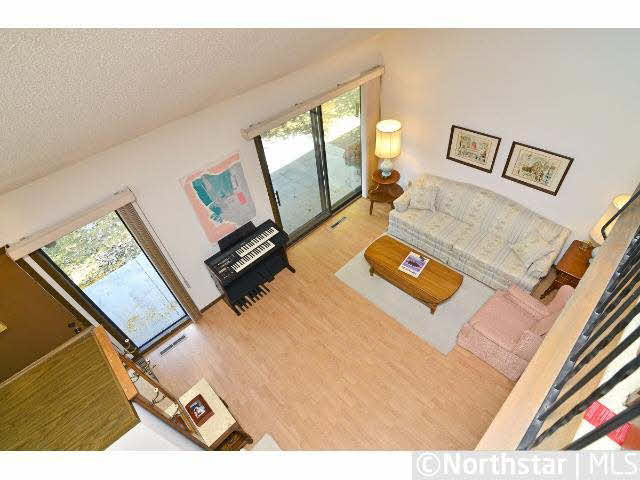2224 Kings Valley Road Golden Valley, MN 55427 - Photo 12 of 17 Gallery Image 12