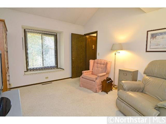 2224 Kings Valley Road Golden Valley, MN 55427 - Photo 15 of 17 Gallery Image 15