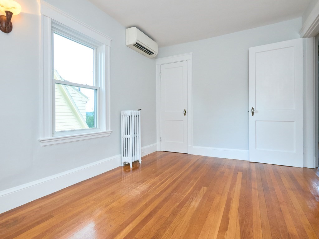 129 Florence Road Waltham, MA 02453 - Photo 24 of 35 Gallery Image 24