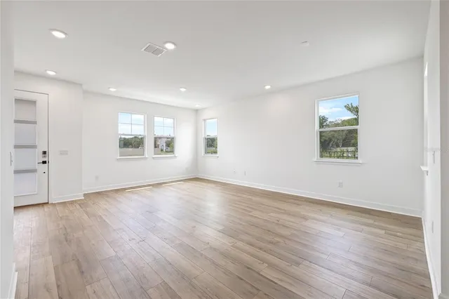 $499,900 | 2013 Wild Heron Court, Valrico, FL 33596