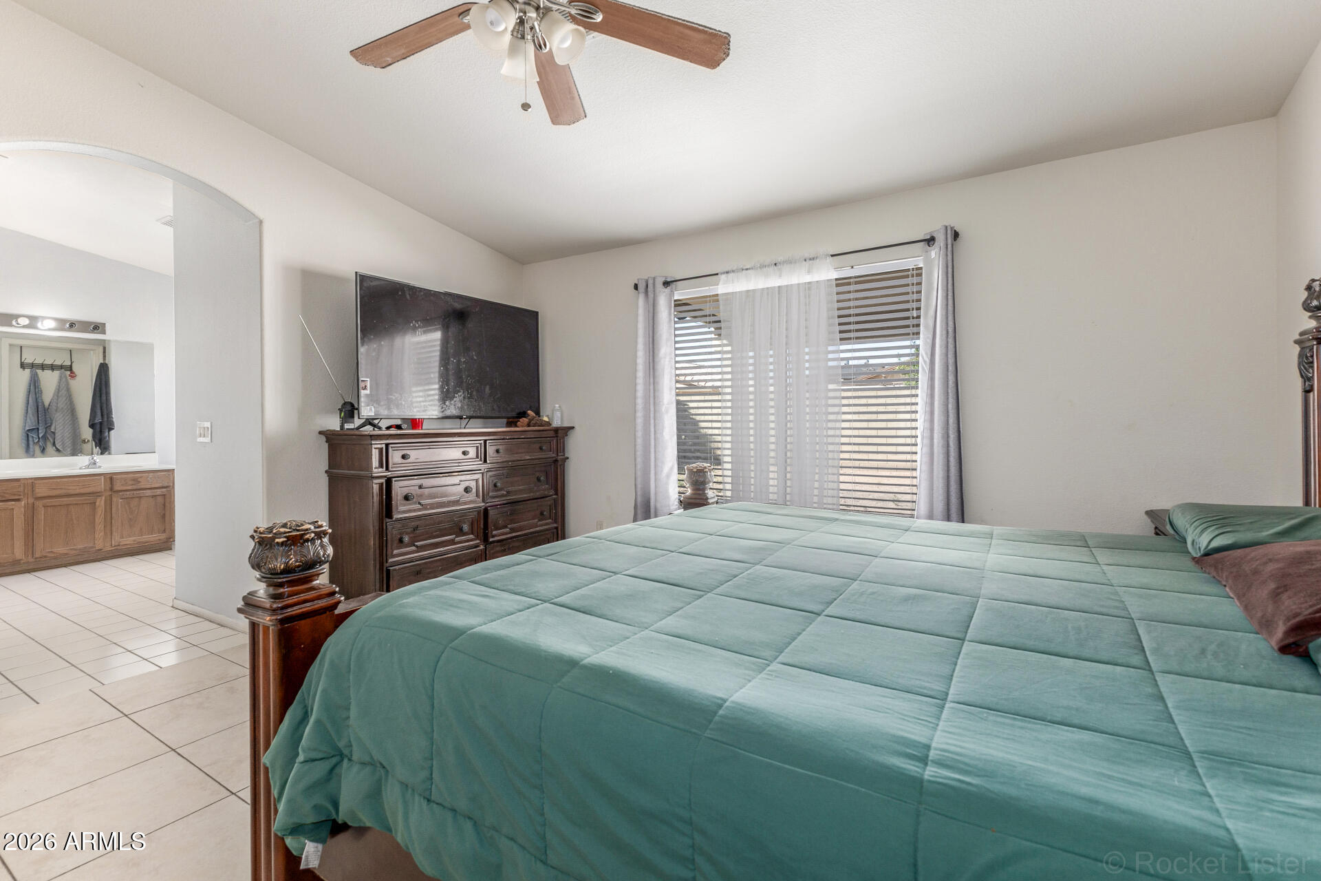 8922 West Monte Vista Road Phoenix, AZ 85037 - Photo 14 of 28 14 Monte Vista