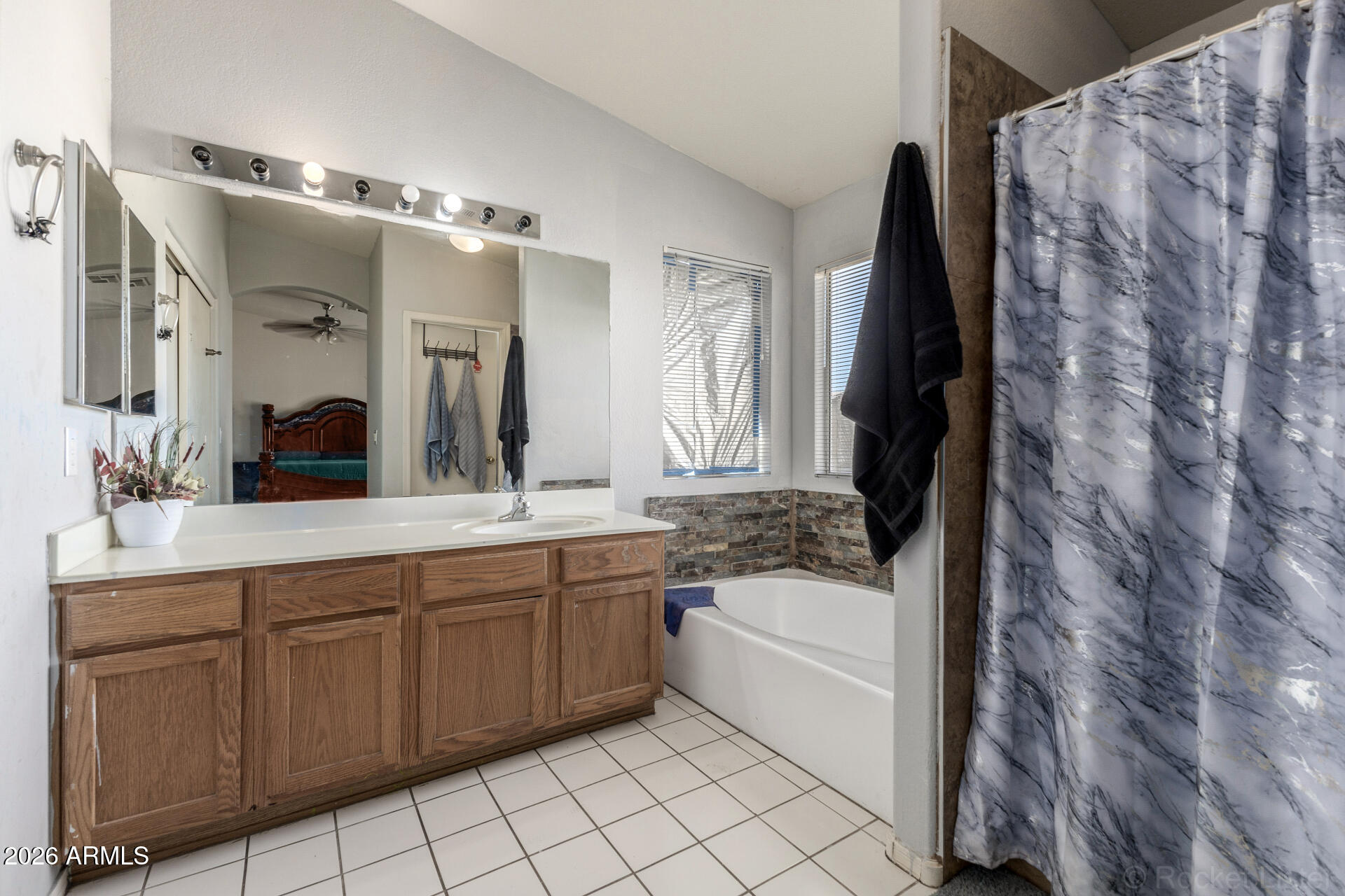 8922 West Monte Vista Road Phoenix, AZ 85037 - Photo 15 of 28 15 Monte Vista