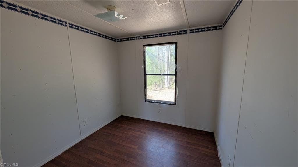 441 Reddie Road Stoneville, NC 27048 - Photo 10 of 18 2nd bedroom