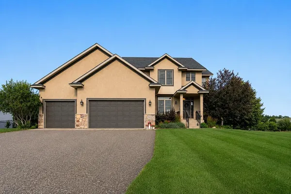 $689,900 | 14462 Grand Oaks Drive, Baxter, MN 56425