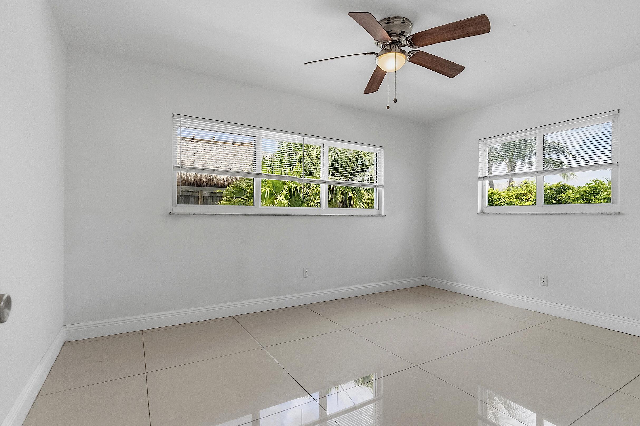 2910 Northeast 40th Court Lighthouse Point, FL 33064 - Photo 15 of 49 2910 NE 40th Ct - - 014