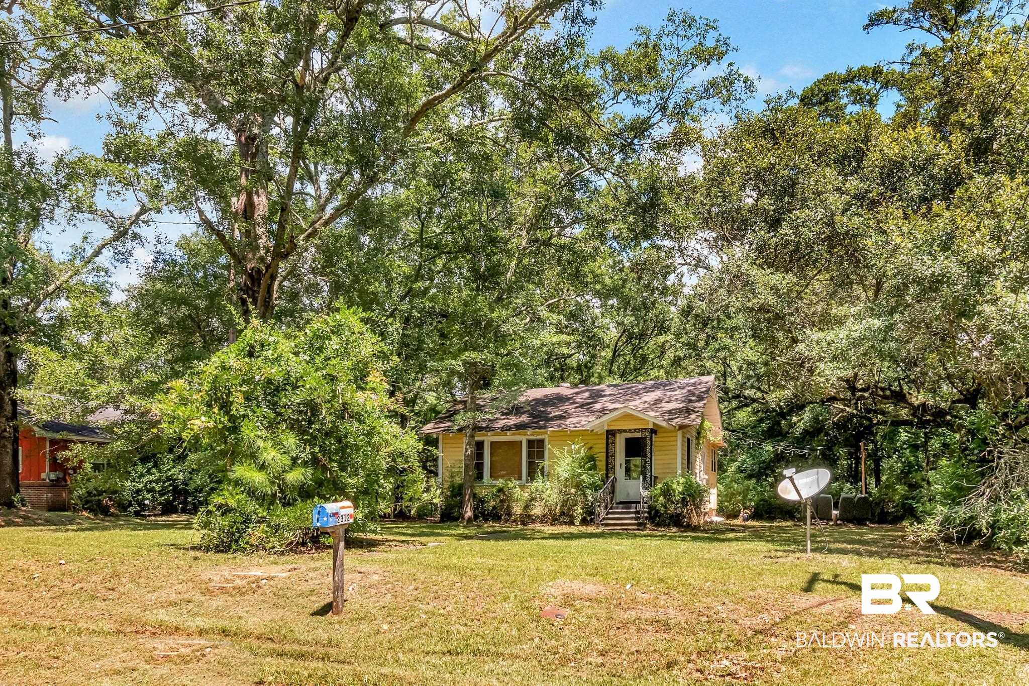 2312 Old Military Road Mobile, AL 36605 - Photo 1 of 17